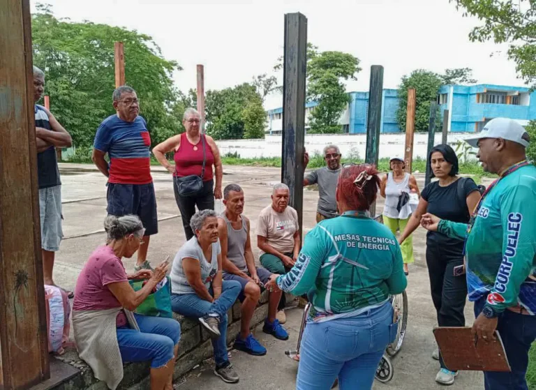 Consejo comunal de Miranda fortalece el conocimiento y los riesgos del Sistema Eléctrico Nacional
