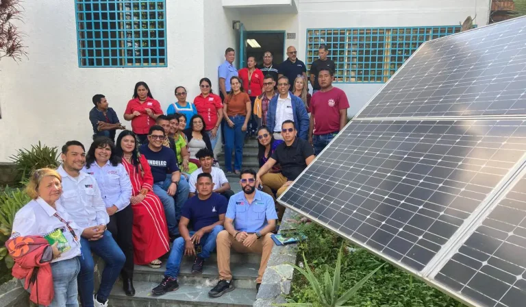 Delegación de indígenas de Monagas evalúan Proyectos de Energía Sostenible que se adapten a sus necesidades