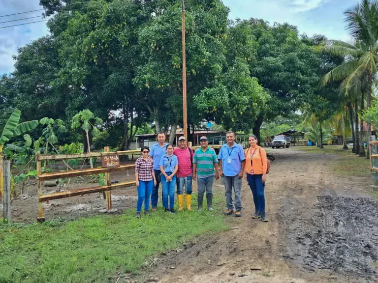 Encuentro comunitario en comuna Ojo de Agua de Portuguesa para conocer realidad social