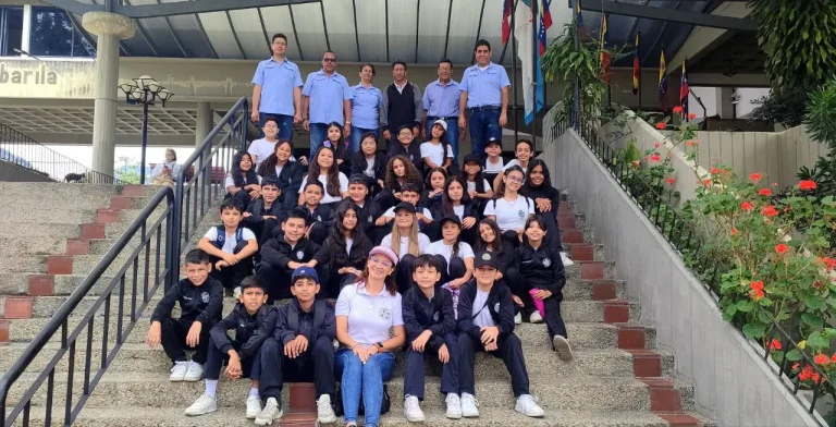 Estudiantes de Mérida reciben formación sobre sistemas de energía fotovoltaica