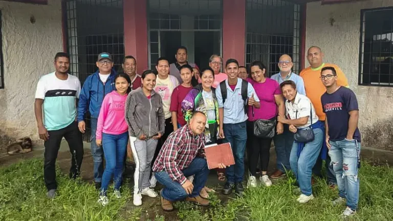 Mesas Técnicas de Energías inspeccionan colocación de 27 luminarias LED en Monagas
