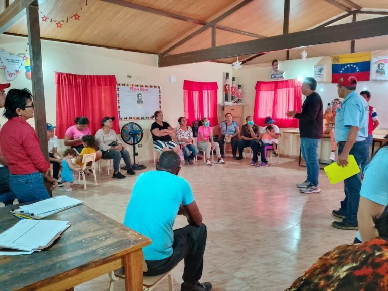 Corpoelec y Fundelec realizan abordaje comunitario en Margarita