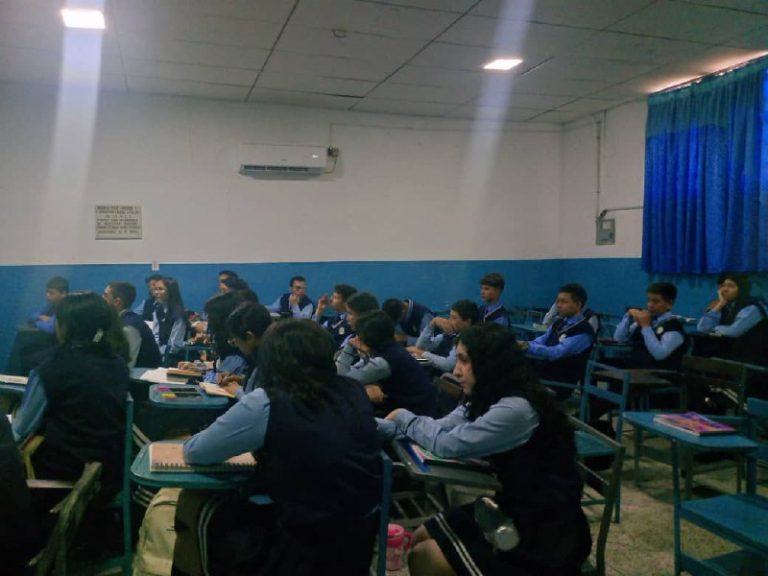 Poder Popular de Guanare recibe formación en materia energética