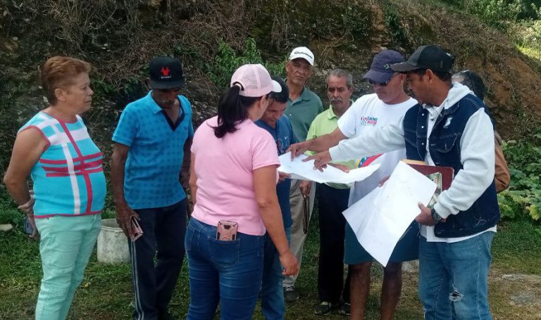 Evalúan proyectos de electrificación en La Guaira
