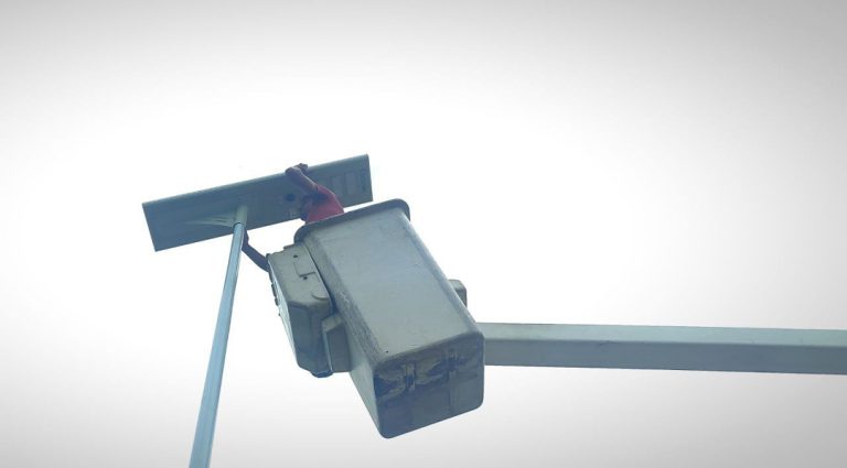 Instalan nuevo grupo de lámparas LED solares en proyecto piloto de eficiencia energética en el Vigía estado Mérida