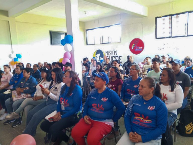 Conforman Mesas Técnicas de Energía en Zulia