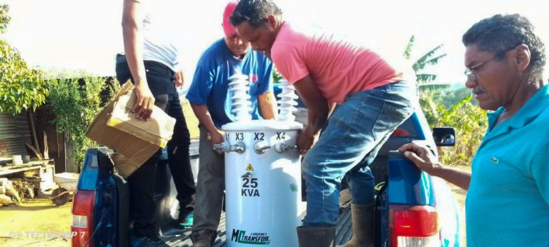 Instalan transformador para beneficiar a familias cojedeñas