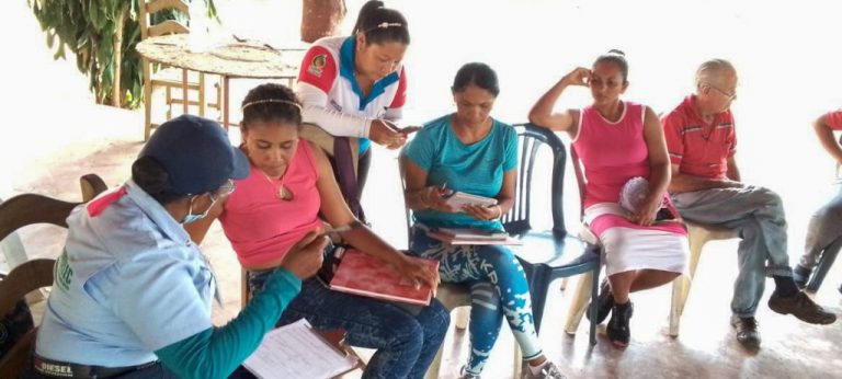 Fundelec realiza abordaje comunitario en Comunas de La Guaira