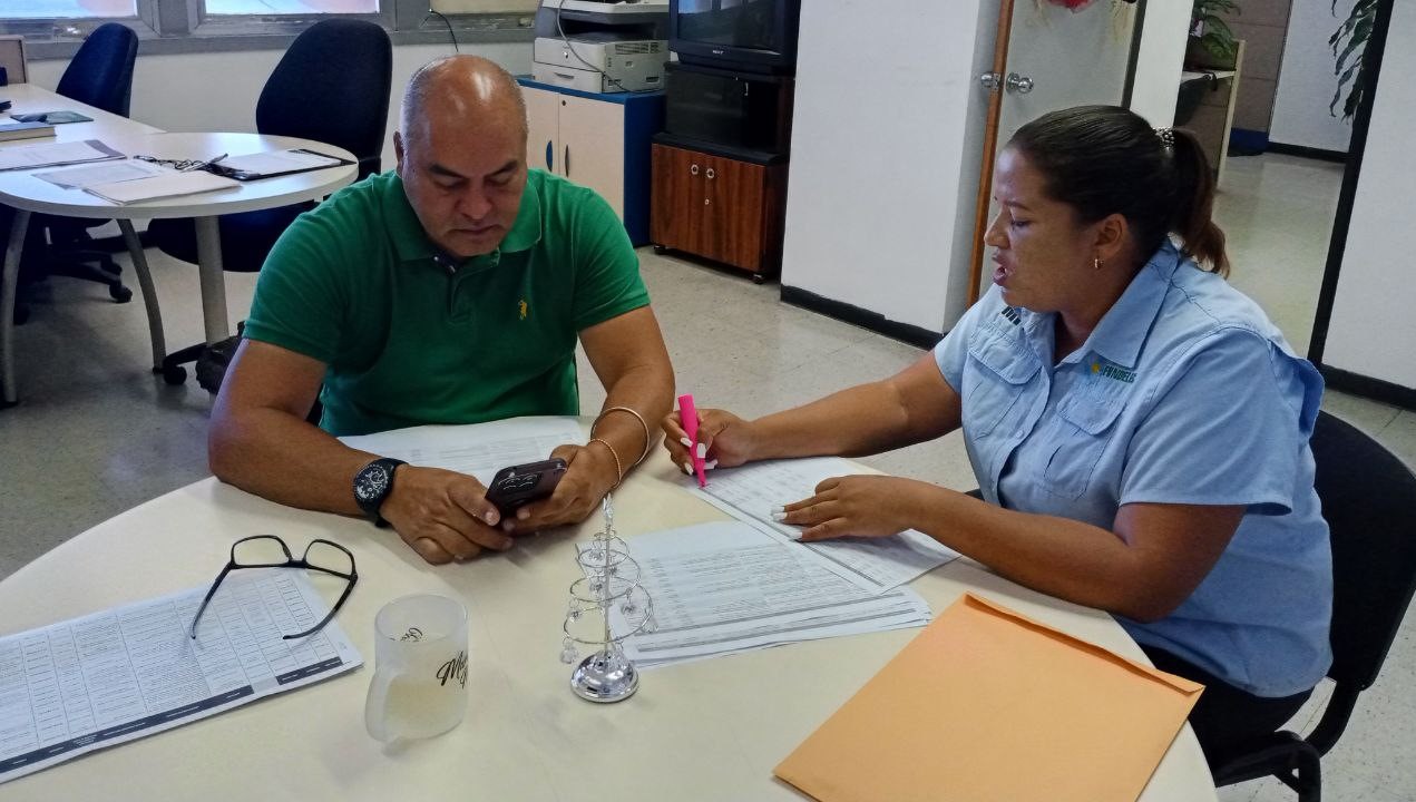 Fundelec fortalece a comunidades de La Guaira en materia energética