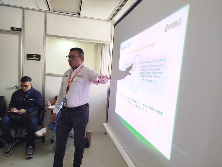 Dictan curso sobre Elaboración de Actas de Entrega a servidores públicos del SEN