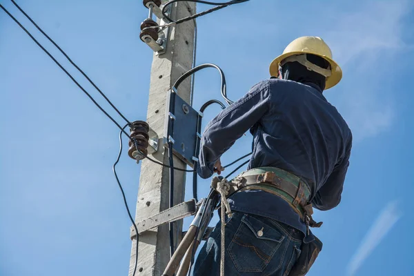 Fundelec realiza acompañamiento a Proyecto Eléctrico en Caracas