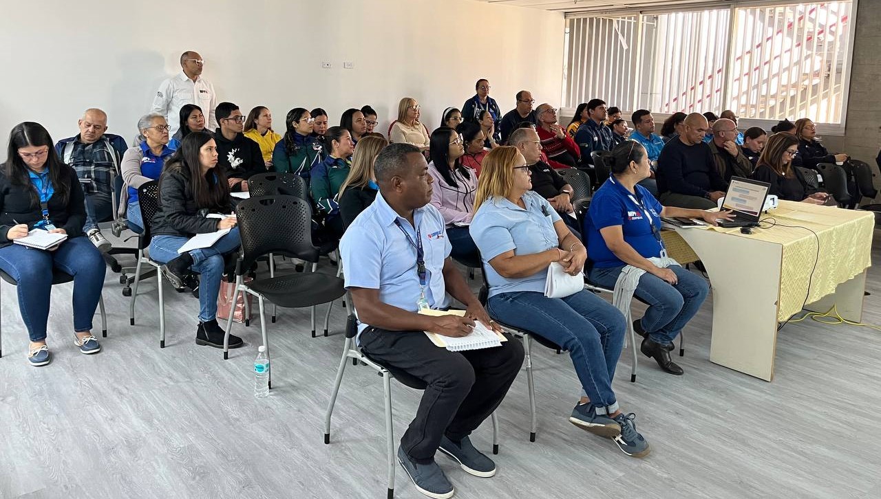 Comité de Auditores del SEN realiza conversatorio sobre Bienes Públicos