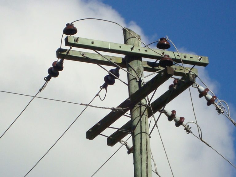 Fundelec instala y certifica MTE en Apamates 1 estado Cojedes      