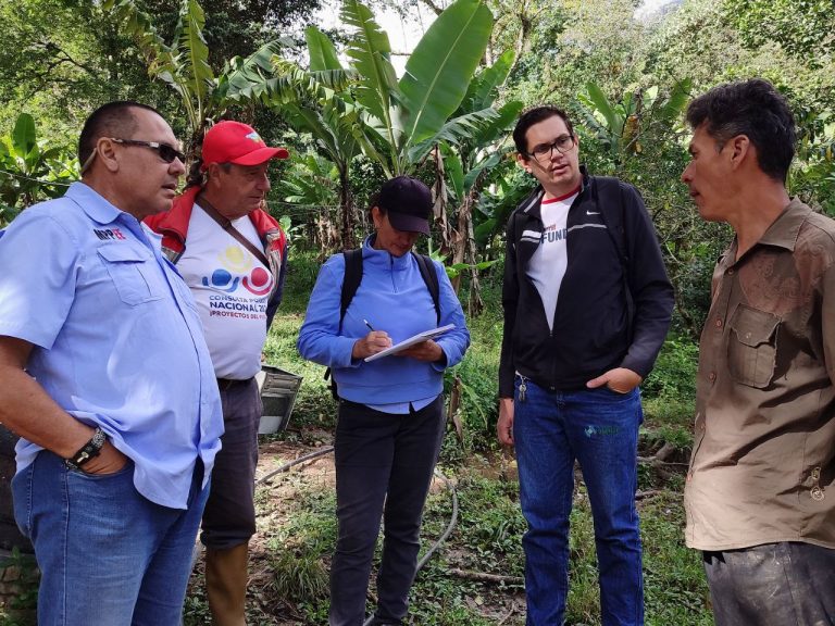 Circuito Comunal impulsa proyecto fotovoltaico en Lasso de la Vega