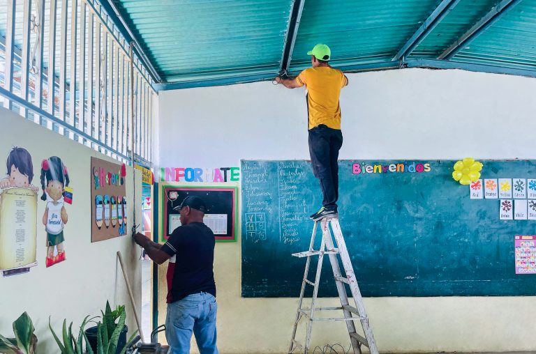 Impulsan MTE y proyecto eléctrico en comunidades de Cojedes