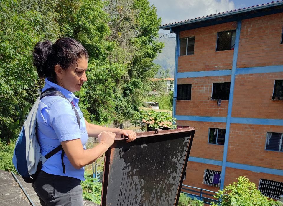 el levantamiento de información técnica para evaluar las condiciones eléctricas de dos sistemas hidroneumáticos.