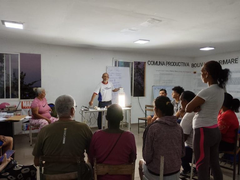 soluciones eléctricas comunitarias
