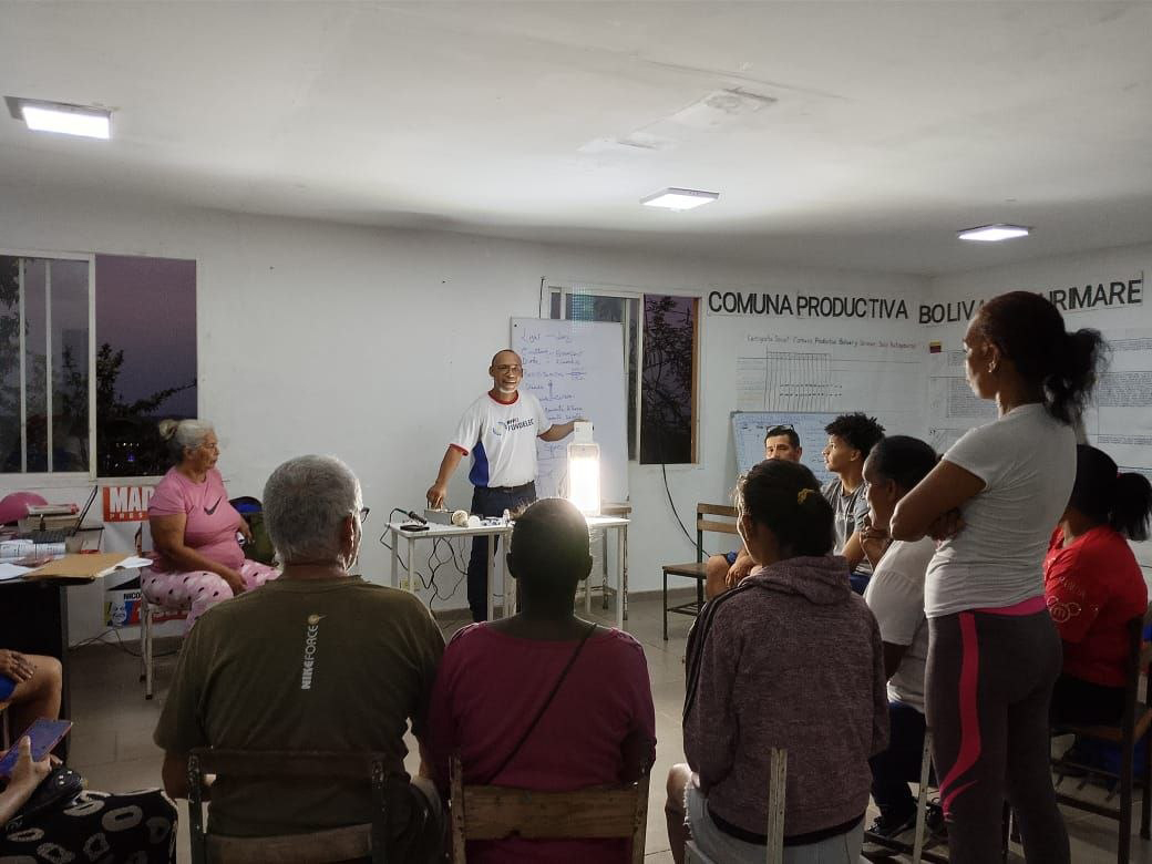 soluciones eléctricas comunitarias