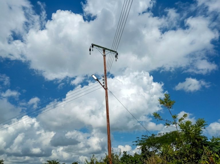 Avanzan proyectos de electrificación en Cojedes